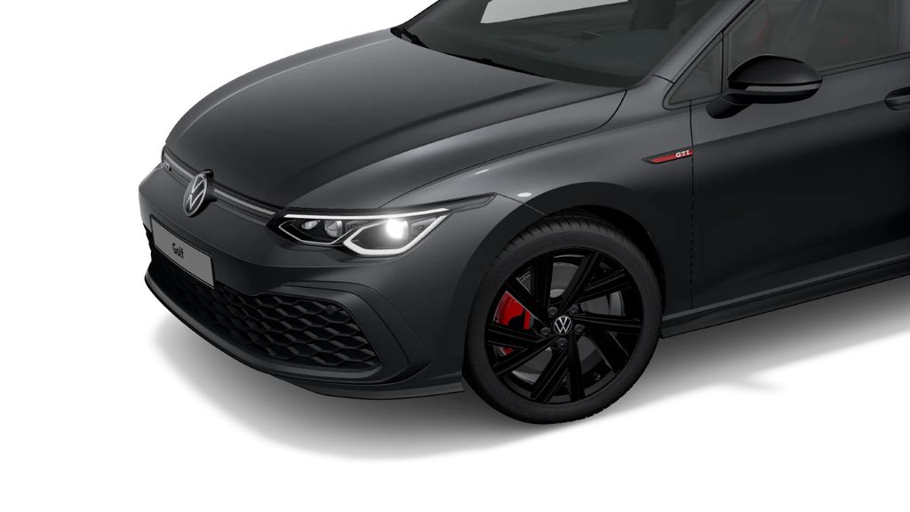 Volkswagen Golf 2023 г. Серый, пробег 28300 км