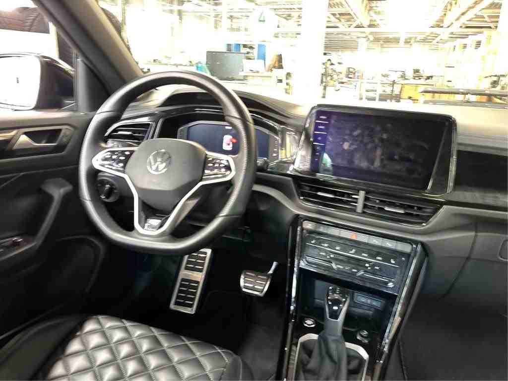 Volkswagen T-Roc 2023 г. Серый, пробег 36100 км