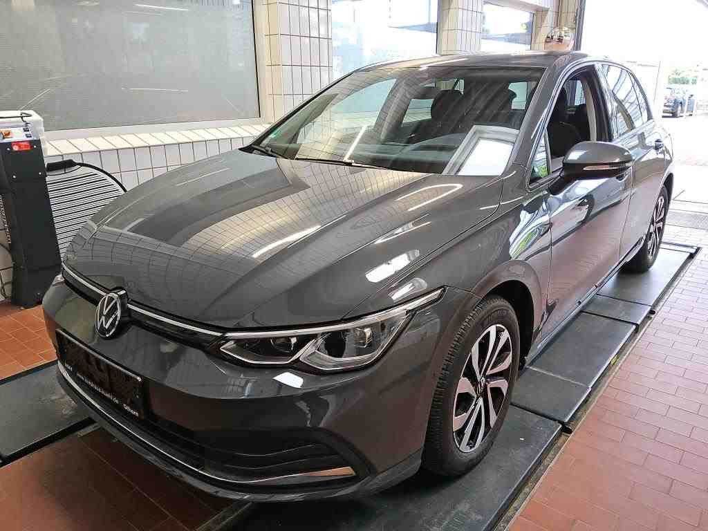 Volkswagen Golf 2023 г. Серый, пробег 58500 км