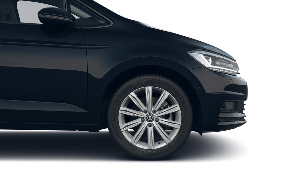 Volkswagen Touran 2026 г. Чёрный, пробег 27200 км