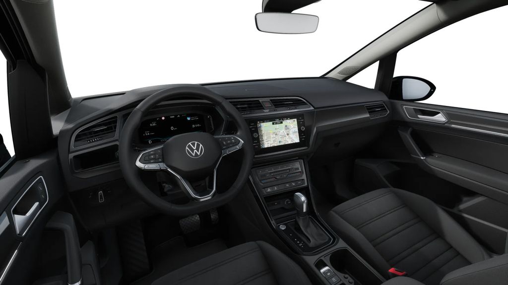 Volkswagen Touran 2026 г. Чёрный, пробег 27200 км