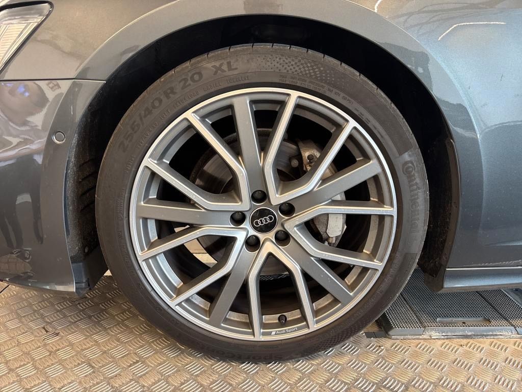 Audi A6 2023 г. Серый, пробег 47000 км