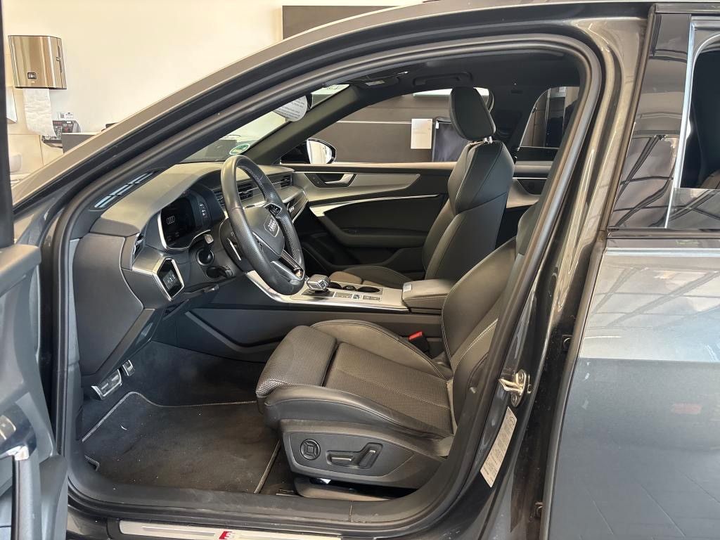 Audi A6 2023 г. Серый, пробег 47000 км