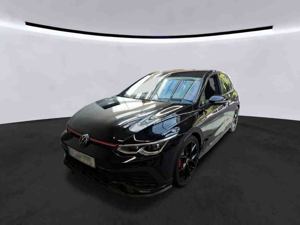 Volkswagen Golf 2023 г. Чёрный, пробег 34100 км
