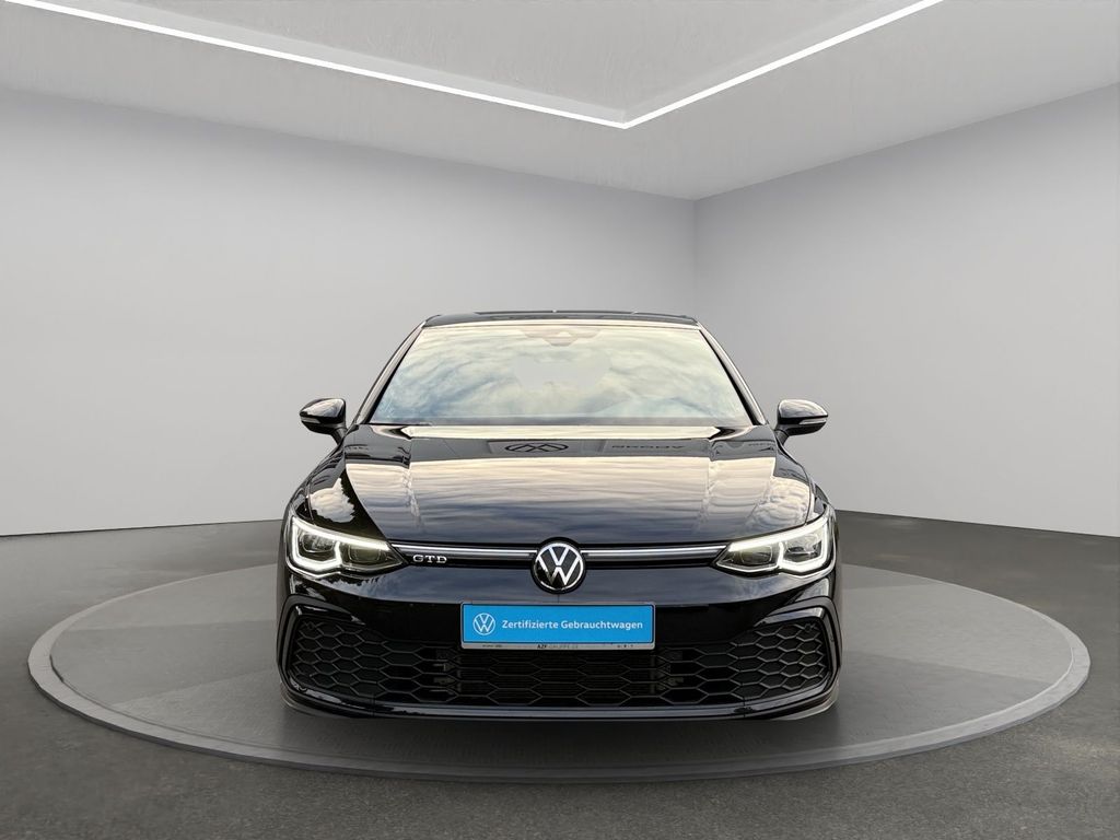 Volkswagen Golf 2023 г. Чёрный, пробег 23657 км