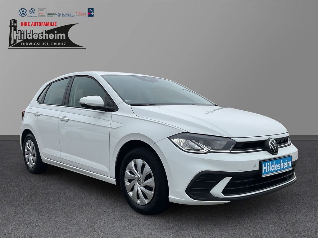 Volkswagen Polo 2023 г. Белый, пробег 29300 км
