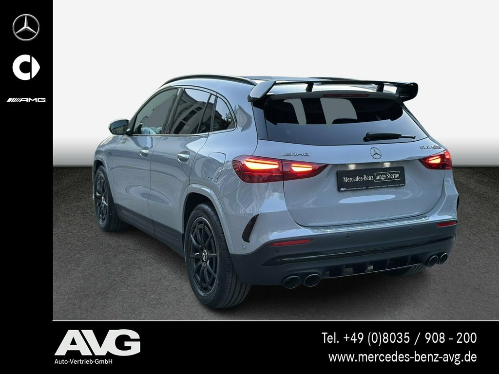 Mercedes-Benz GLA 45 AMG 2024 г. Серый, пробег 17186 км