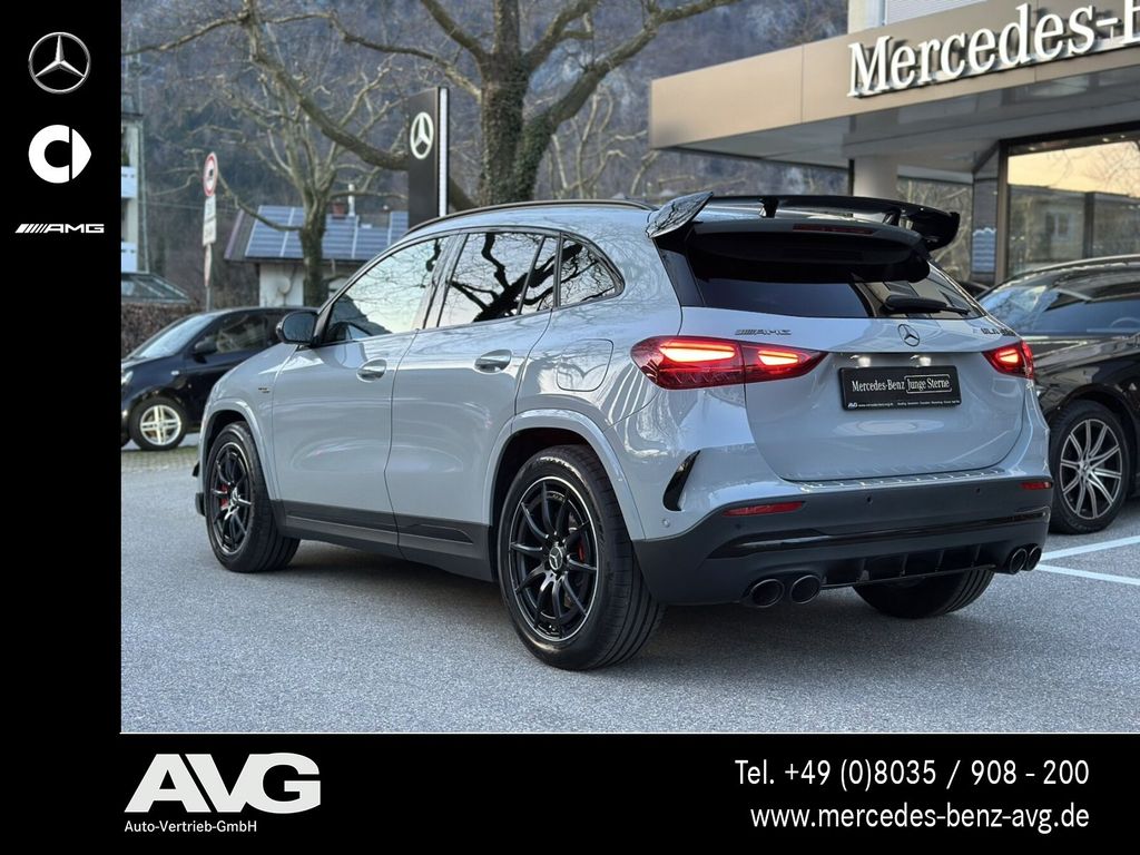 Mercedes-Benz GLA 45 AMG 2024 г. Серый, пробег 17186 км