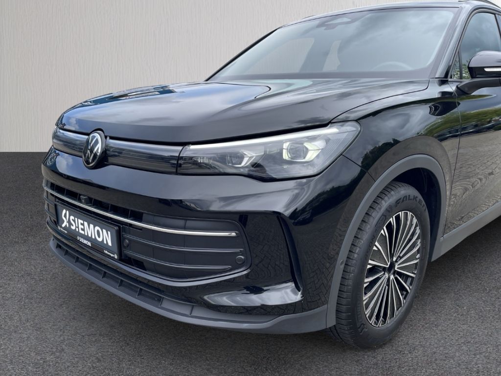 Volkswagen Tiguan 2025 г. Чёрный, пробег 28454 км