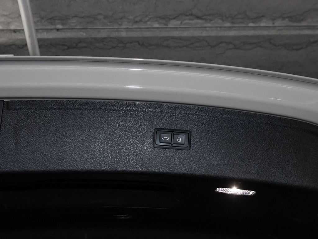 Audi SQ5 2023 г. Бежевый, пробег 47987 км