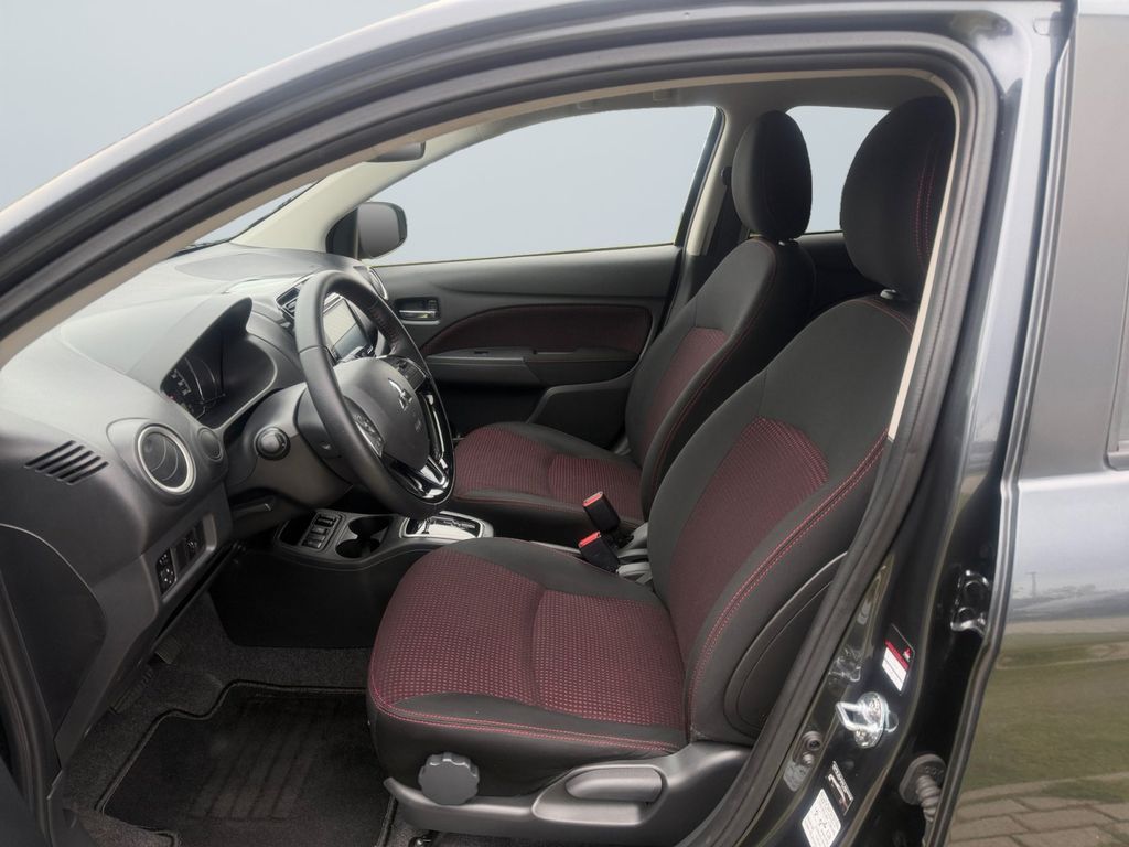 Mitsubishi Space Star 2023 г. Серый, пробег 59800 км