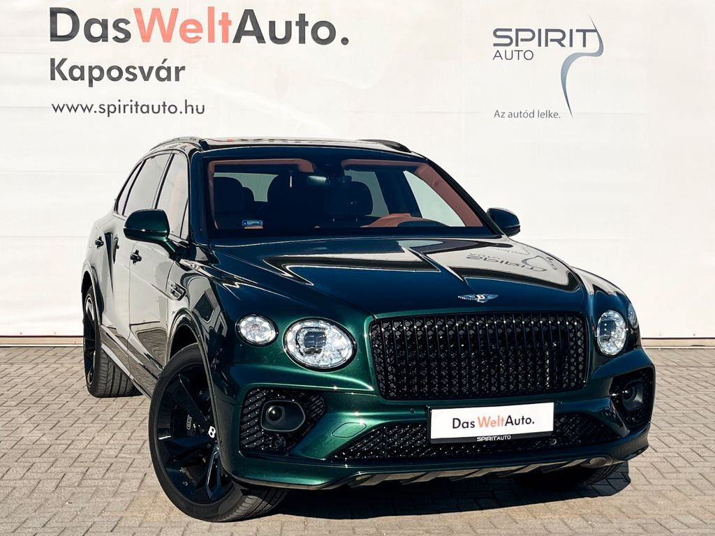 Bentley Bentayga 2023 г. Зелёный, пробег 49604 км