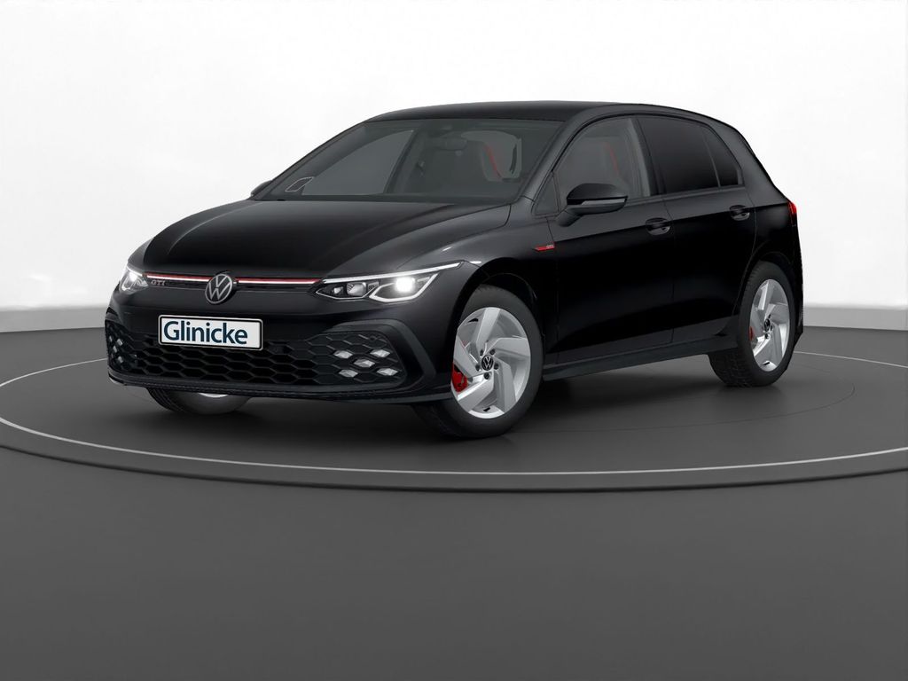 Volkswagen Golf 2022 г. Чёрный, пробег 31949 км