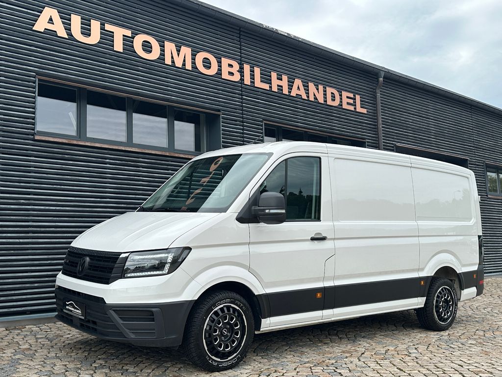 Volkswagen CRAFTER 2024 г. Белый, пробег 46400 км