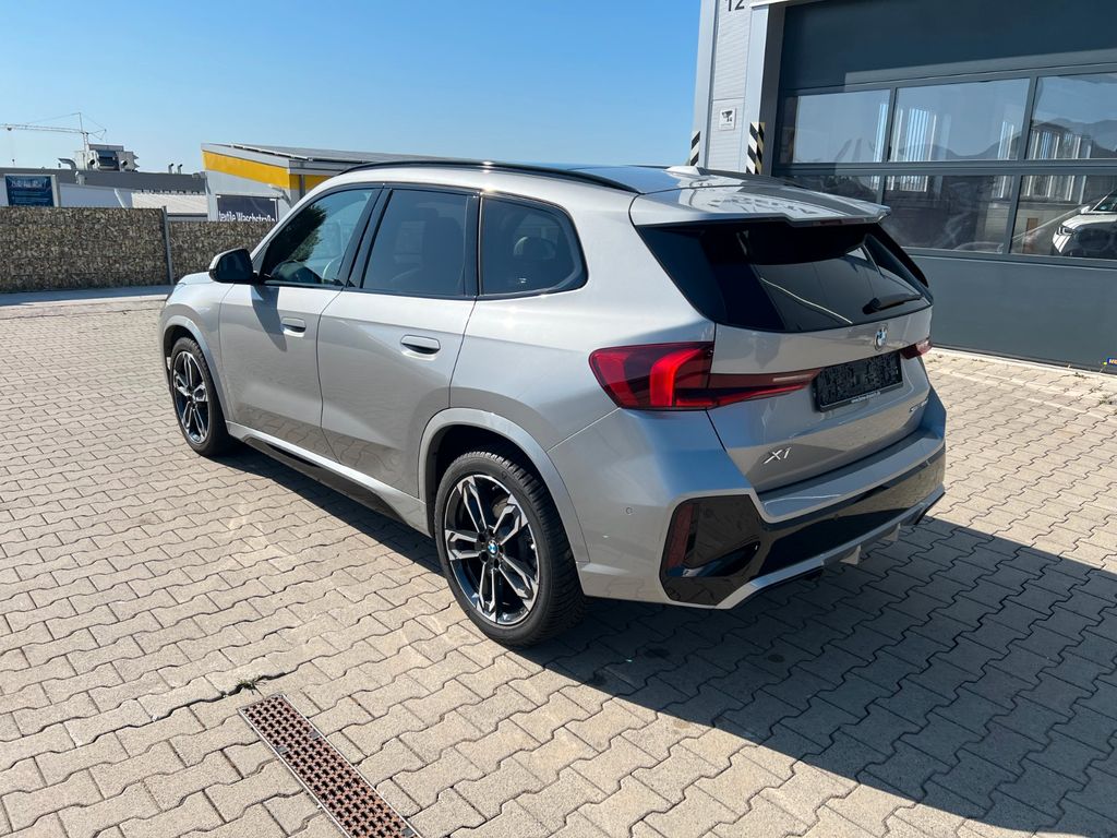 BMW X1 2025 г. Серебристый, пробег 17000 км