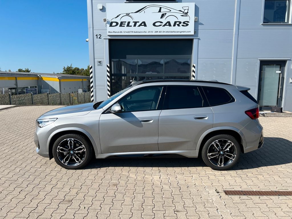 BMW X1 2025 г. Серебристый, пробег 17000 км