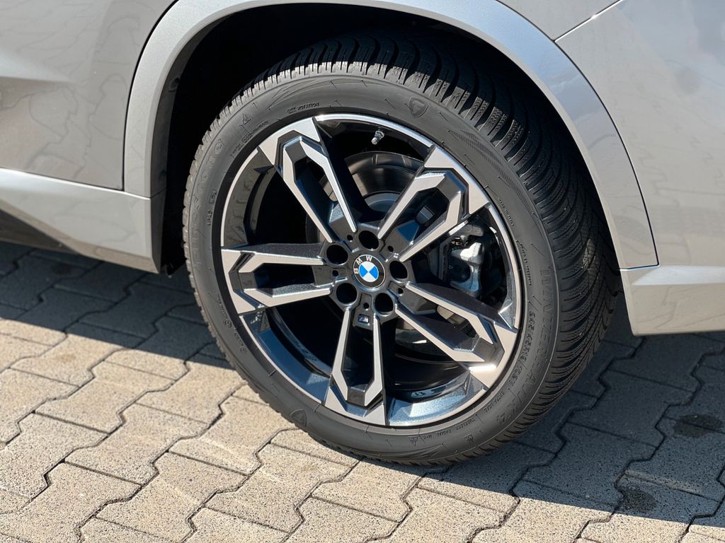 BMW X1 2025 г. Серебристый, пробег 17000 км