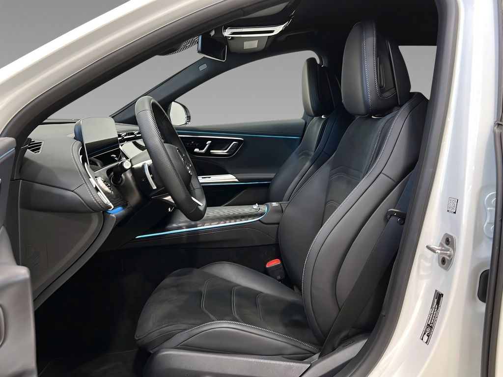 Mercedes-Benz E 220 2025 г. Белый, пробег 36120 км