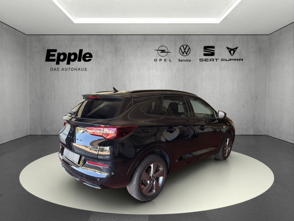 Opel GRANDLAND (X) 2023 г. Чёрный, пробег 48998 км