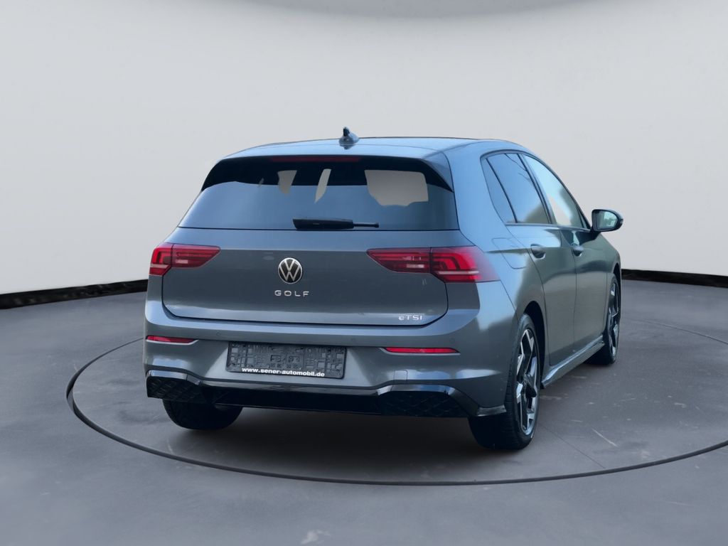 Volkswagen Golf 2025 г. Серый, пробег 32000 км