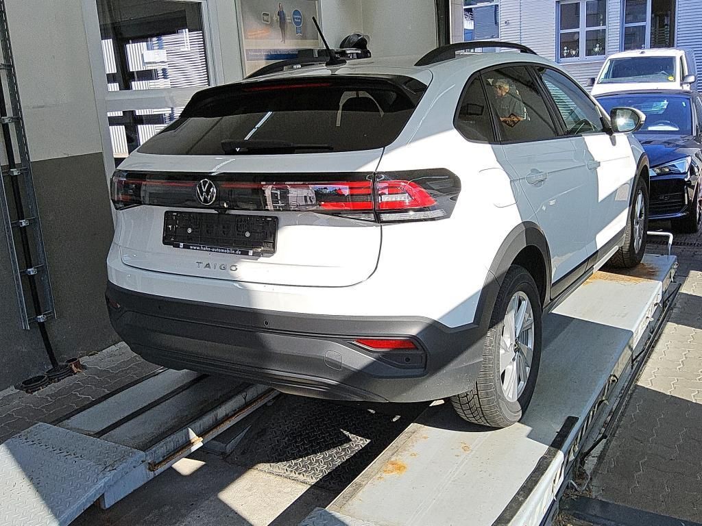 Volkswagen Taigo 2022 г. Белый, пробег 40559 км
