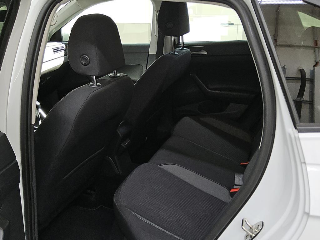 Volkswagen Taigo 2022 г. Белый, пробег 40559 км