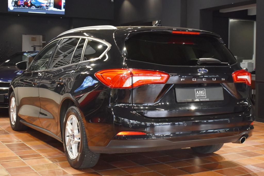 Ford Focus 2021 г. Чёрный, пробег 46970 км