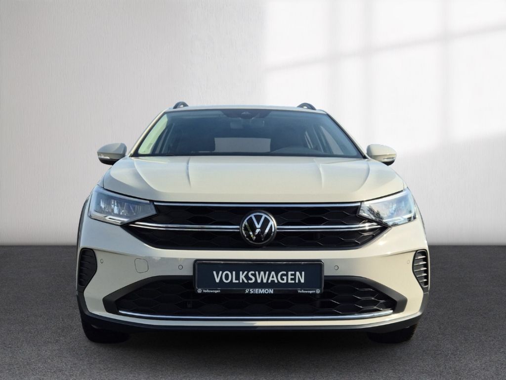 Volkswagen Taigo 2023 г. Серый, пробег 27381 км