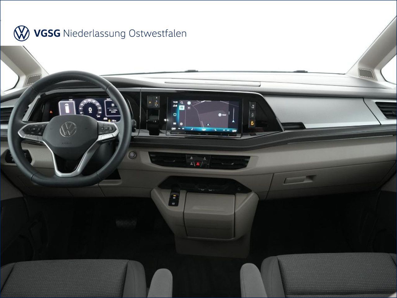 Volkswagen T7 MULTIVAN 2026 г. Чёрный, пробег 2886 км