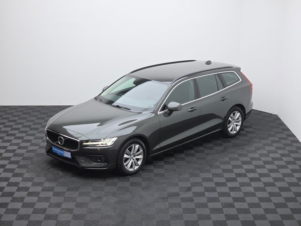 Volvo V60 2022 г. Серый, пробег 46000 км