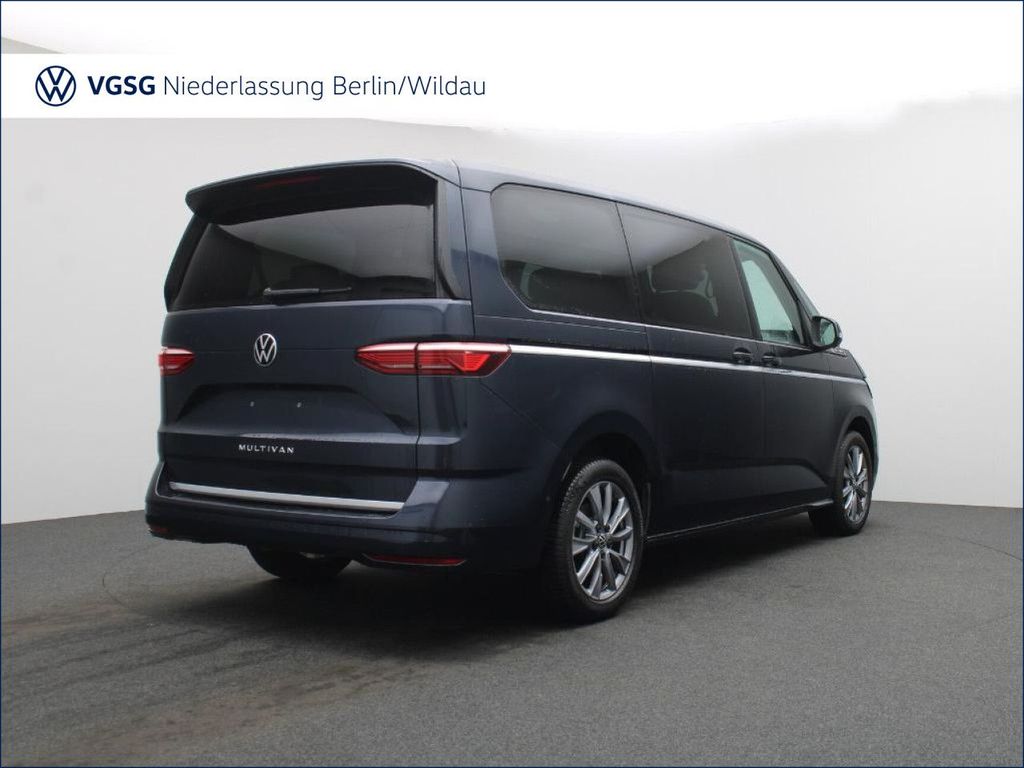 Volkswagen T7 MULTIVAN 2026 г. Синий, пробег 14240 км