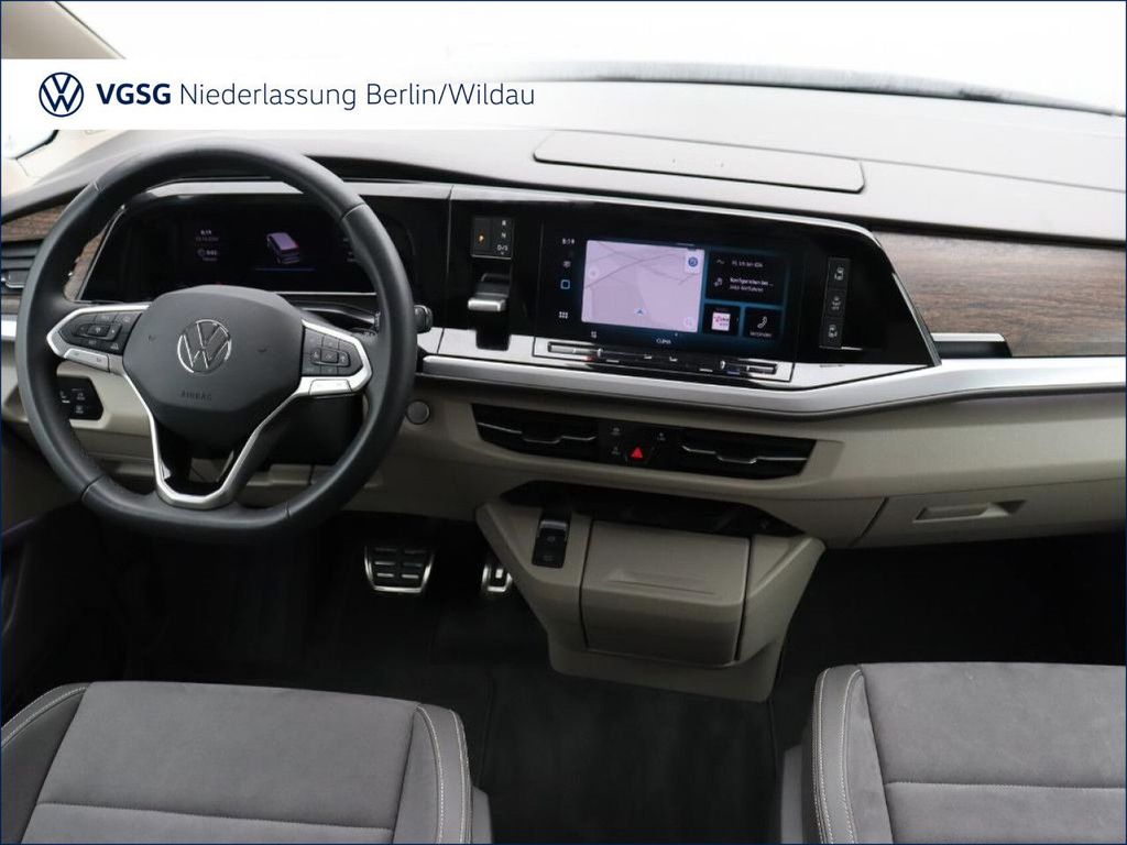 Volkswagen T7 MULTIVAN 2026 г. Синий, пробег 14240 км