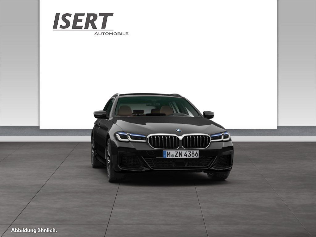 BMW 540 2023 г. Чёрный, пробег 54100 км