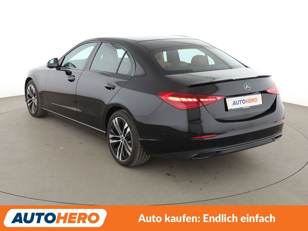 Mercedes-Benz C 300 2023 г. Чёрный, пробег 45208 км