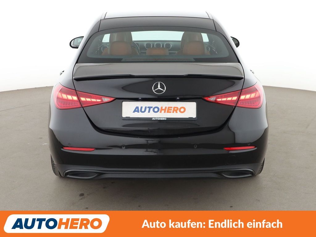 Mercedes-Benz C 300 2023 г. Чёрный, пробег 45208 км
