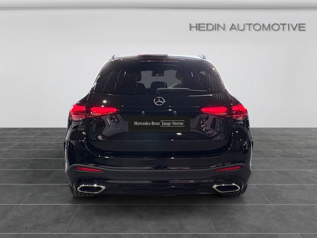 Mercedes-Benz GLC 200 2023 г. Чёрный, пробег 41597 км
