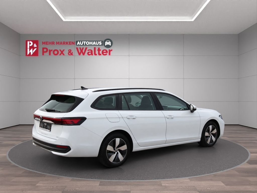 Volkswagen PASSAT VARIANT 2025 г. Белый, пробег 37126 км