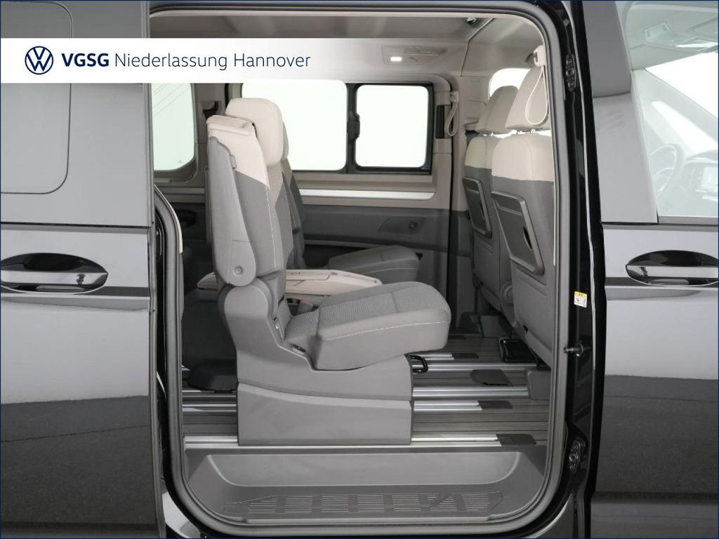 Volkswagen T7 MULTIVAN 2026 г. Чёрный, пробег 27413 км