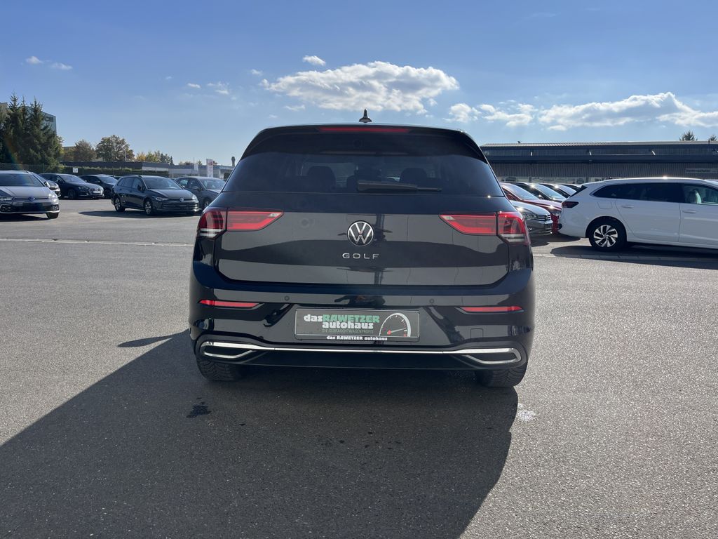 Volkswagen Golf 2023 г. Чёрный, пробег 29987 км
