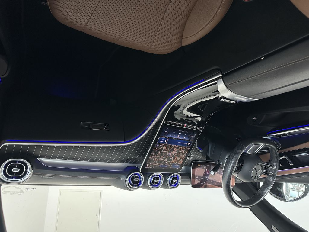 Mercedes-Benz CLE 300 2024 г. Белый, пробег 23050 км