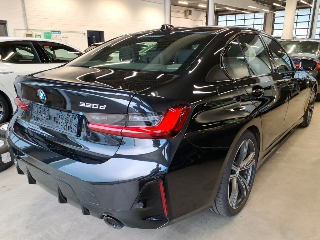 BMW 320 2023 г. Чёрный, пробег 49000 км