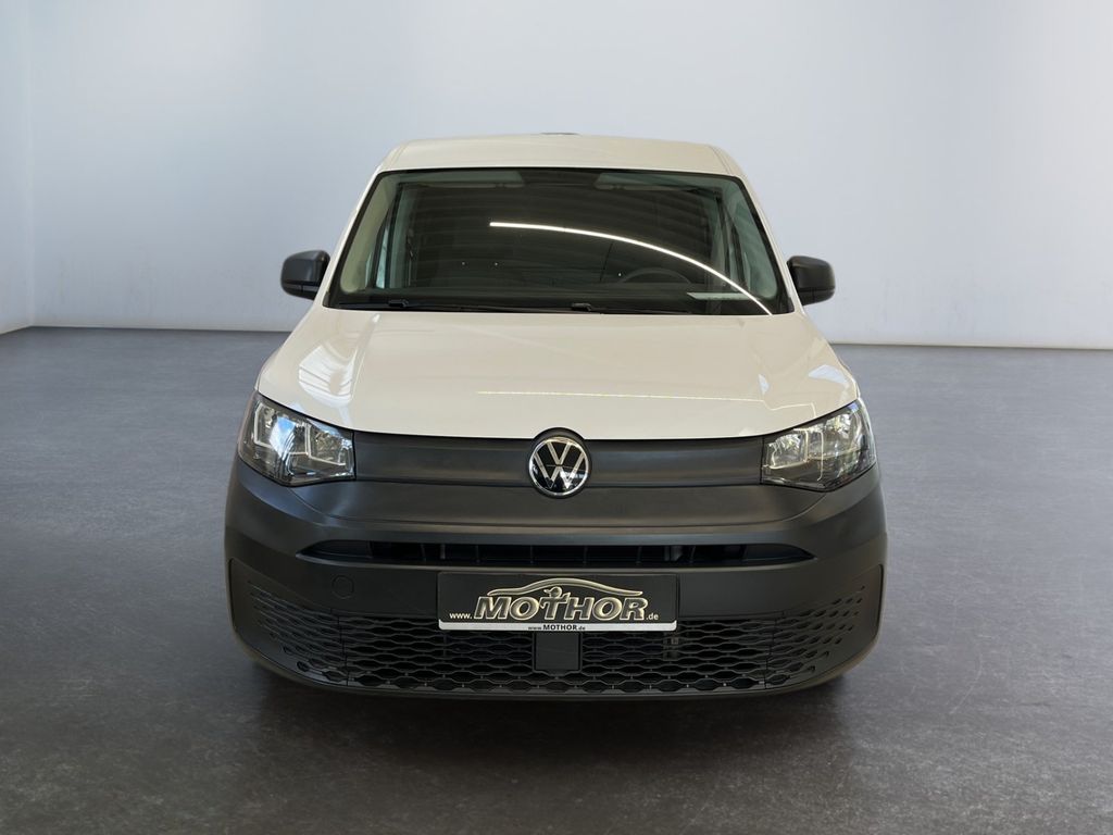 Volkswagen CADDY MAXI 2022 г. Белый, пробег 56453 км