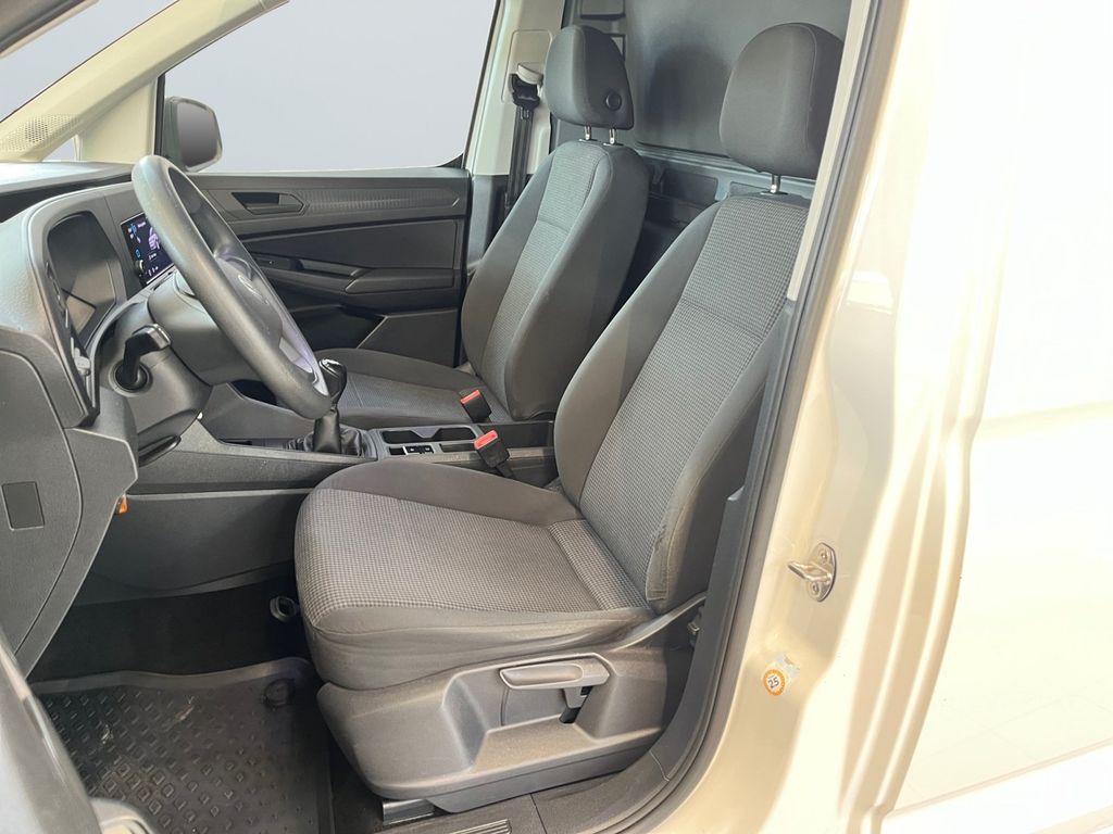 Volkswagen CADDY MAXI 2022 г. Белый, пробег 56453 км