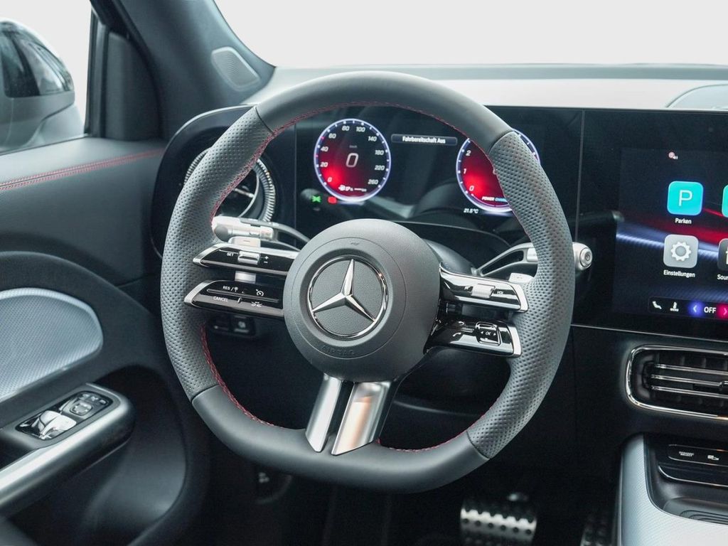 Mercedes-Benz GLB 200 2026 г. Чёрный, пробег 15000 км