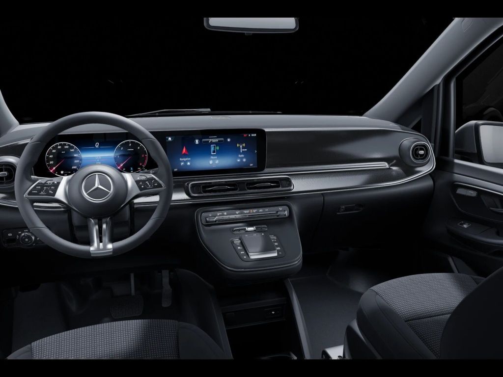 Mercedes-Benz V 220 2025 г. Серый, пробег 25751 км