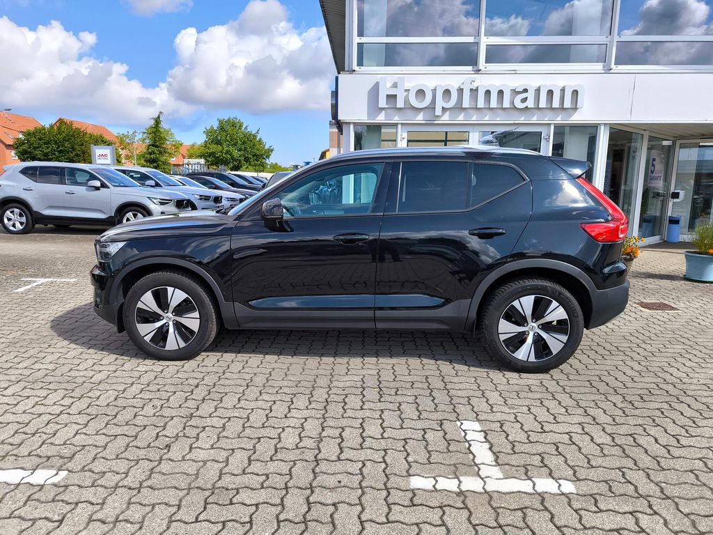 Volvo XC40 2021 г. Чёрный, пробег 57847 км