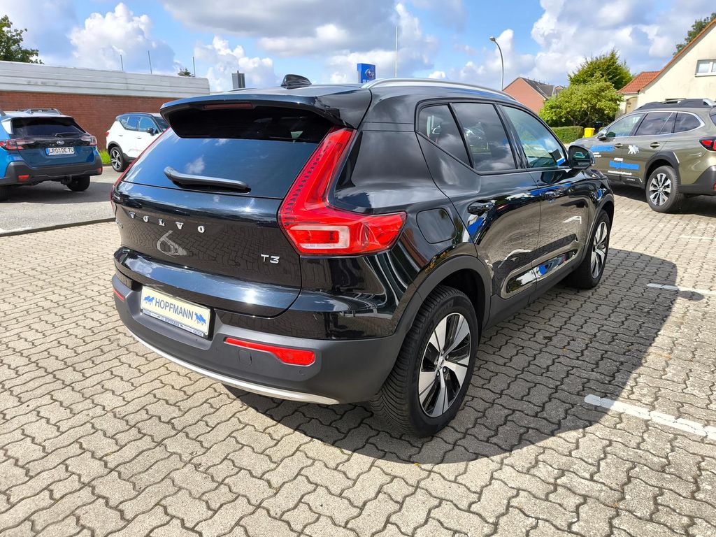 Volvo XC40 2021 г. Чёрный, пробег 57847 км