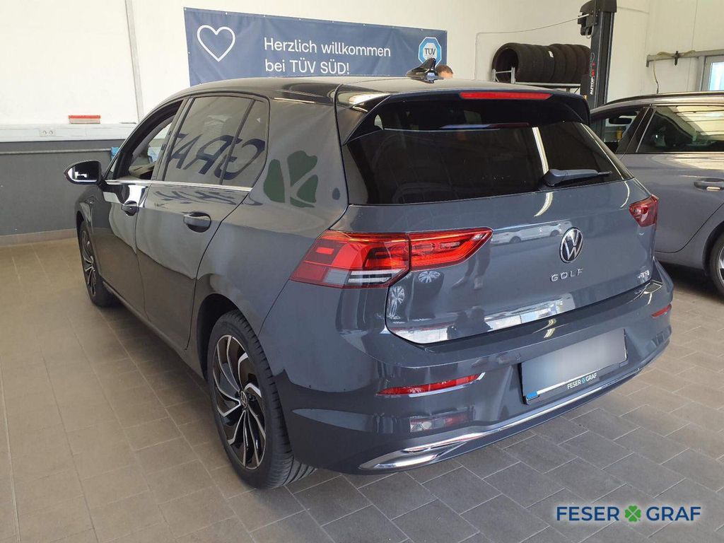 Volkswagen Golf 2023 г. Серый, пробег 41255 км