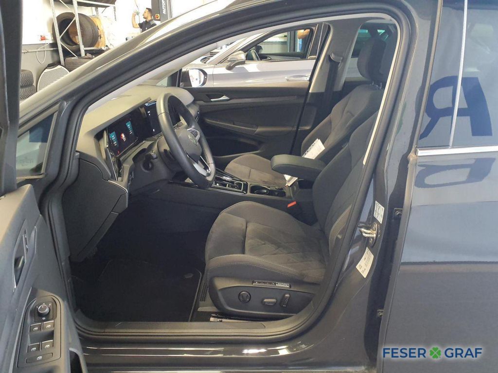 Volkswagen Golf 2023 г. Серый, пробег 41255 км