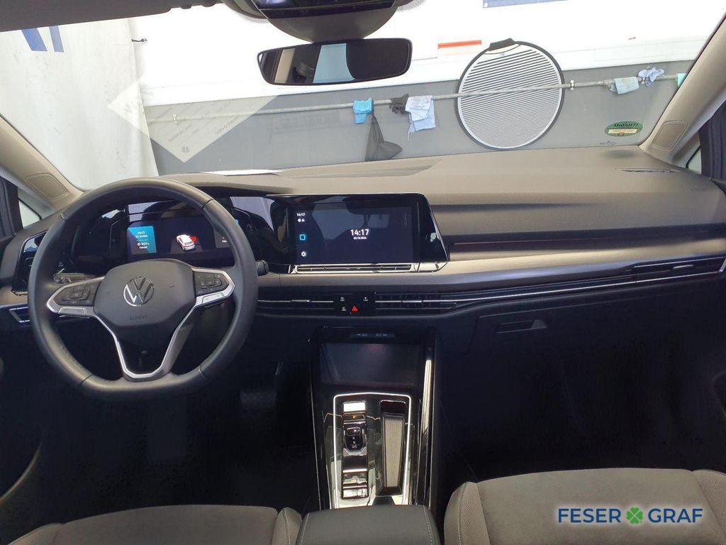 Volkswagen Golf 2023 г. Серый, пробег 41255 км